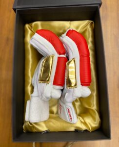 VERSANT Batting Gloves – Adult RH (White, Red & Golden)