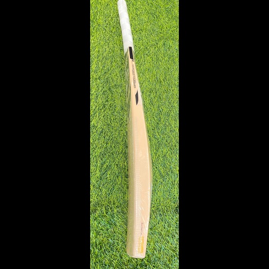 HP 250 No.6 Cricket Bat HP 250 No.6 Cricket Bat